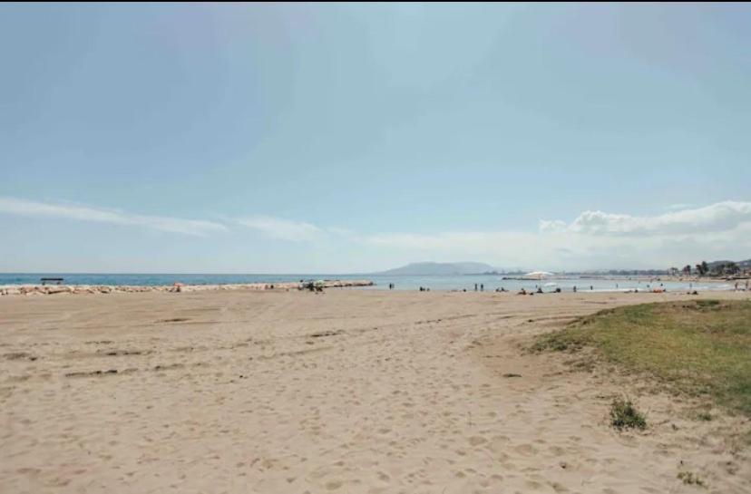 マラガLa Playa De El Paloアパートメント エクステリア 写真